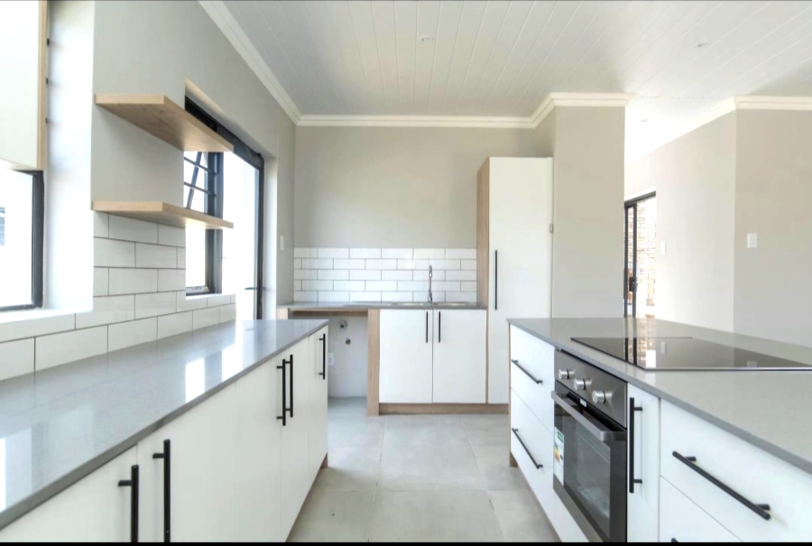 3 Bedroom Property for Sale in Fairview Eastern Cape